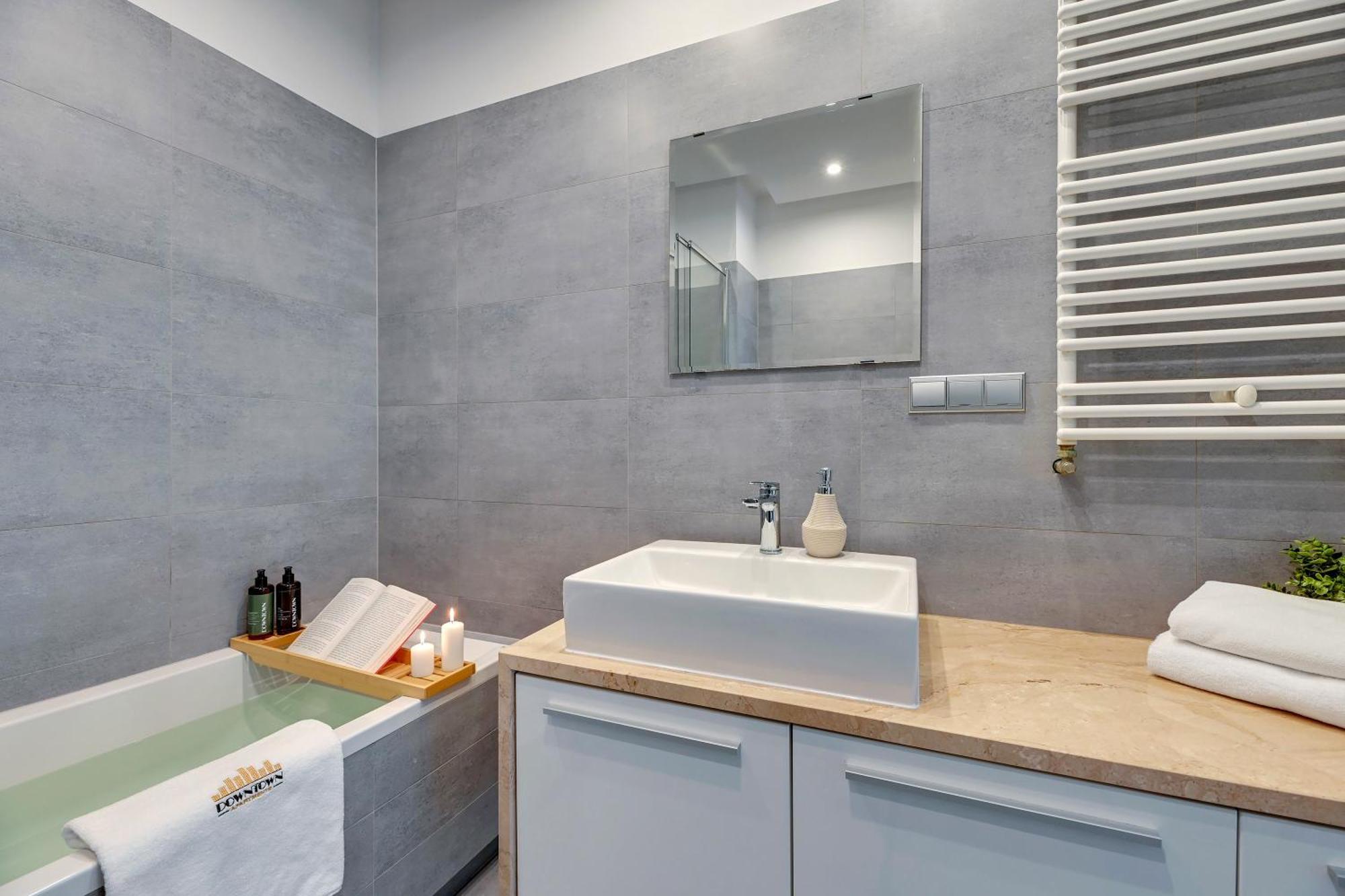 Nad Stawem By Downtown Apartments Gdansk Bagian luar foto