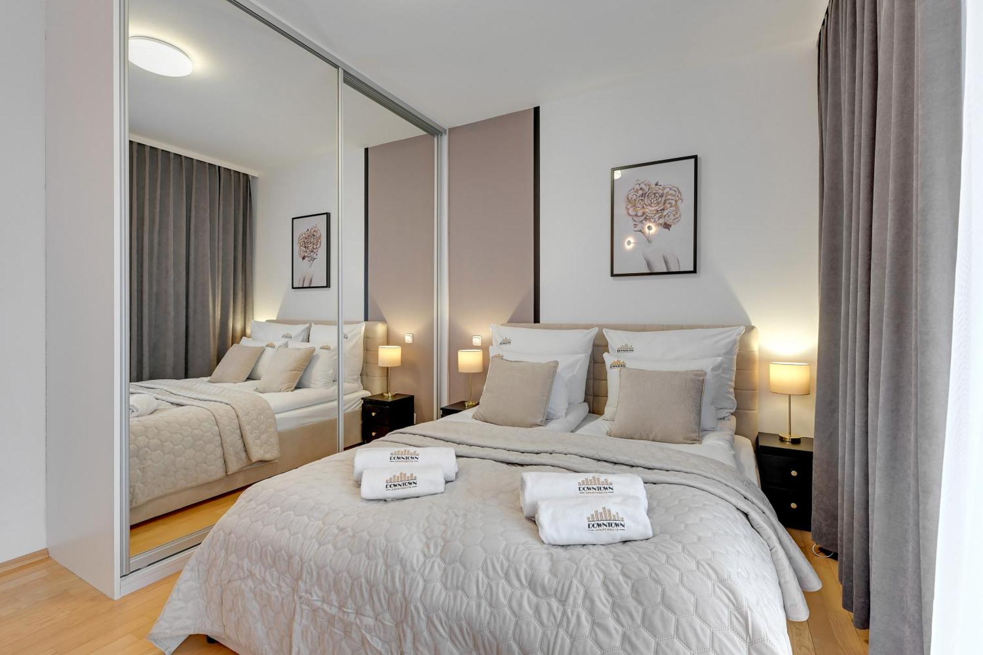 Nad Stawem By Downtown Apartments Gdansk Bagian luar foto