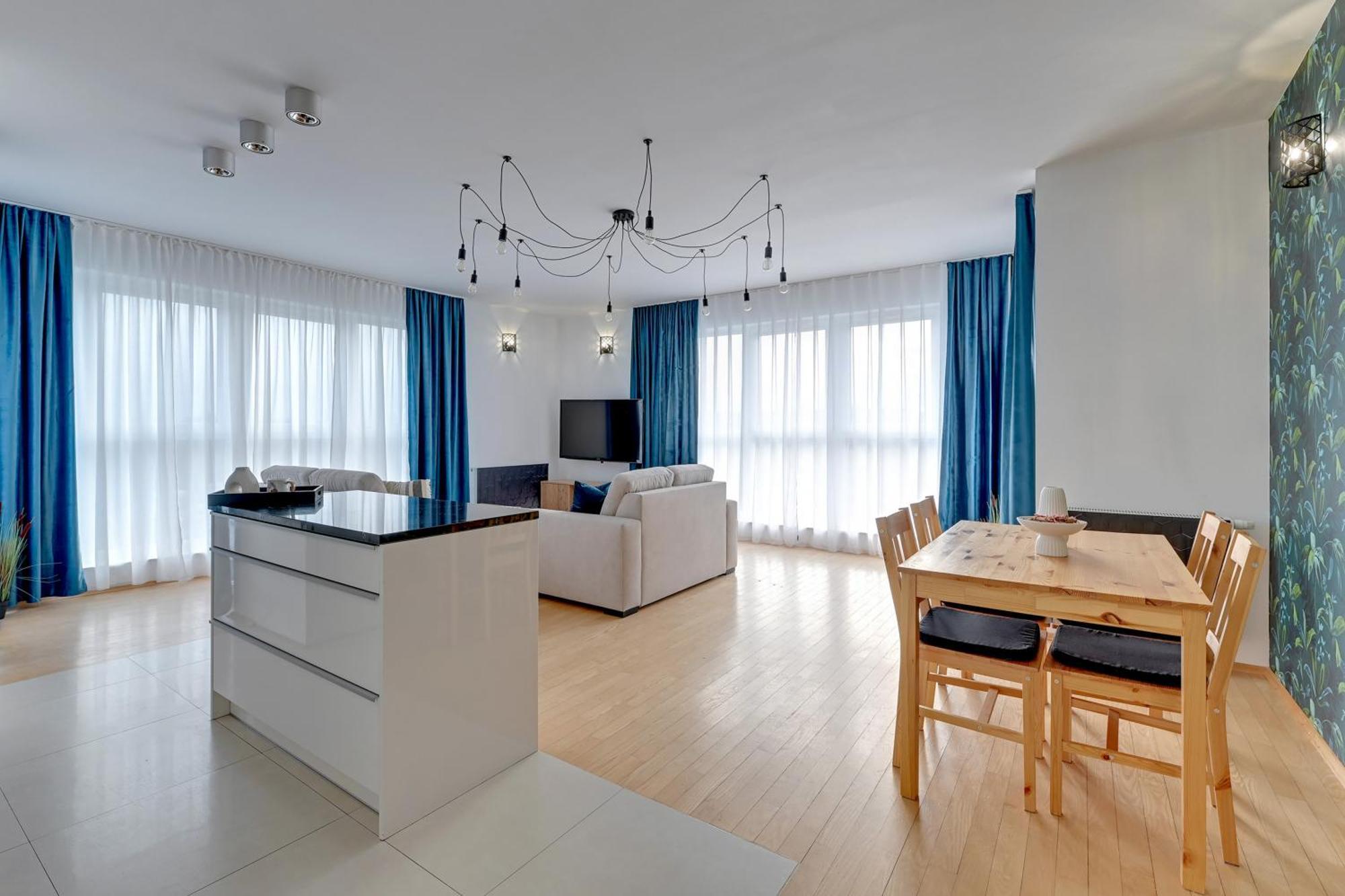 Nad Stawem By Downtown Apartments Gdansk Bagian luar foto