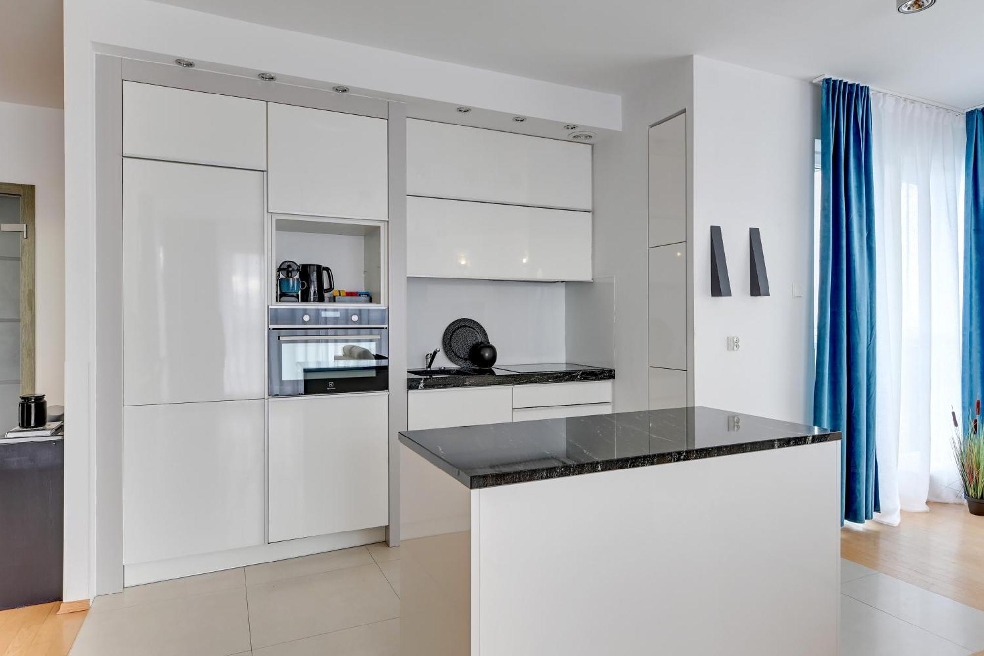 Nad Stawem By Downtown Apartments Gdansk Bagian luar foto